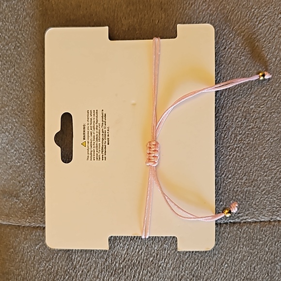 1/$5 or 3/$10 NWT Pink Adjustable Faceted Bead Bracelet - Picture 4 of 5